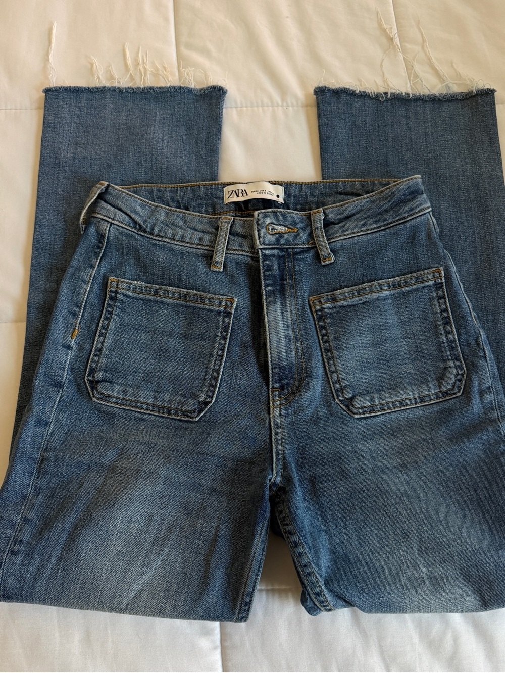 ZARA Wide-Leg Flare Jeans in Medium Blue
